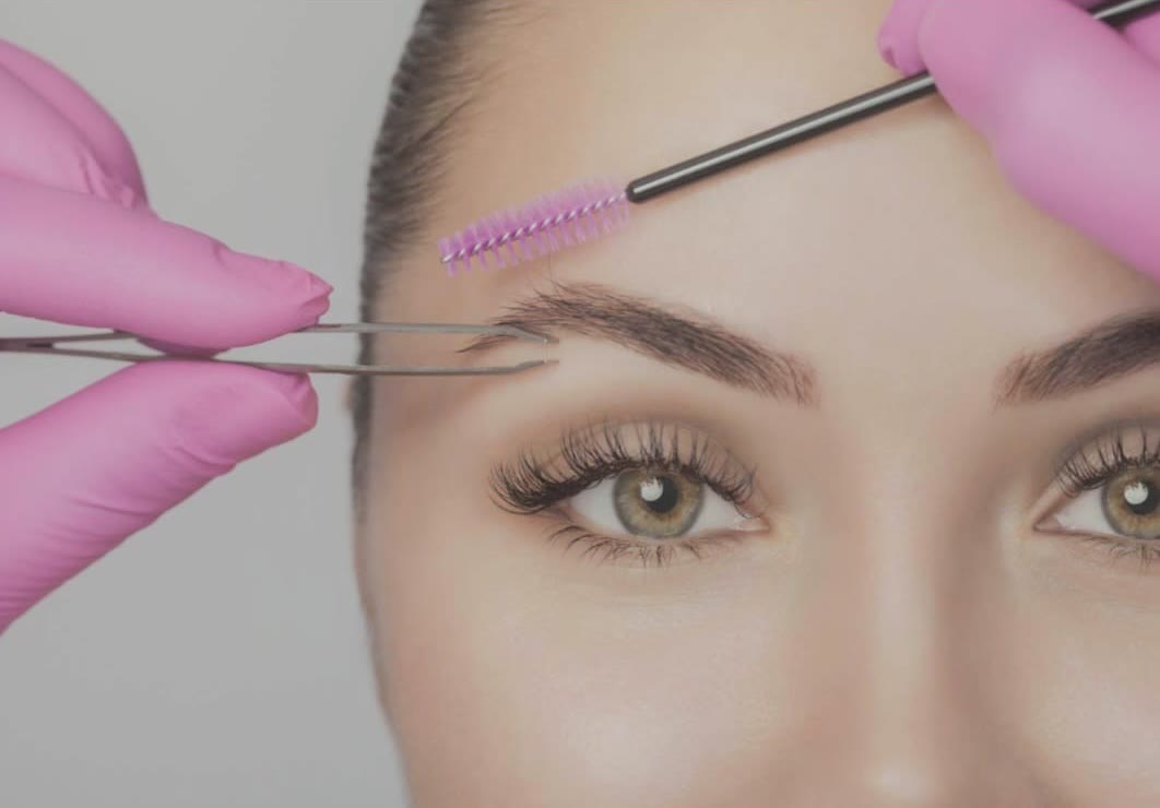 Lashes & Brows